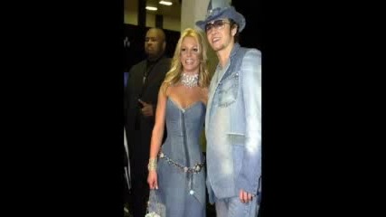 Britney Ft. Justin (дуетна Песен)