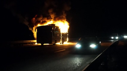 горящ автобус Ам Тракия (ихтиман)