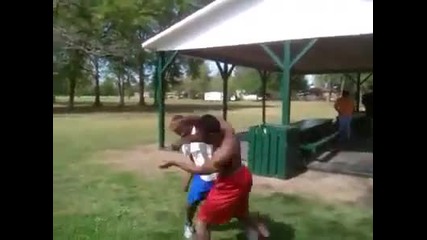 Бой Между Негри +16