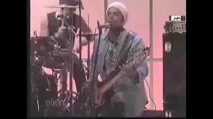 Kelly Clarkson Since You ve Been Gone Live Ellen Degeneris 2005 