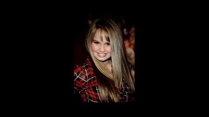 Debby Ryan za konkursa na anityy 1234