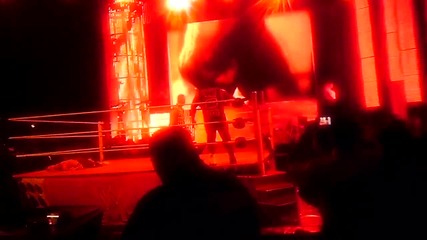 Маскирания Кейн се завърна на Slammy Awards 2011