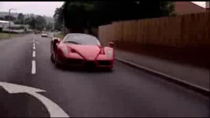 Mclaren F1 vs Ferrari Enzo