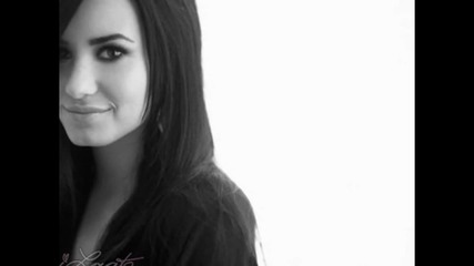 Demi Lovato - Solo