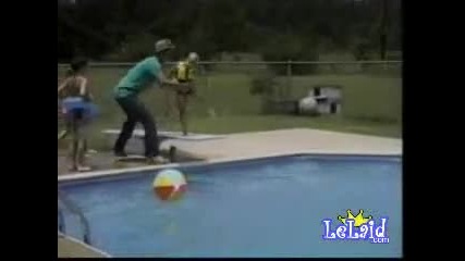 Гафове с басейни