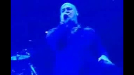Disturbed - Fear - Live Chicago 2000
