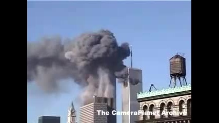 11 септември - втори самолет се удря в кулата близнак