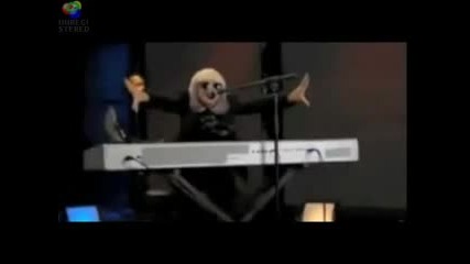 Lady Gaga goes Crazy!!!