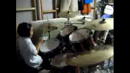 6 Year Old Drummer (Blink 182 - Whats My Age Again)