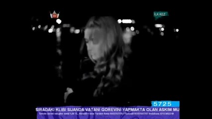 Demet Akalin - Bozuyorum Yeminimi [2010]
