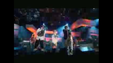 Black Eyed Peas - Pump It (en Public)
