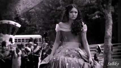 Деймън и Елена - мечтай за слънцето кралице на дъжда