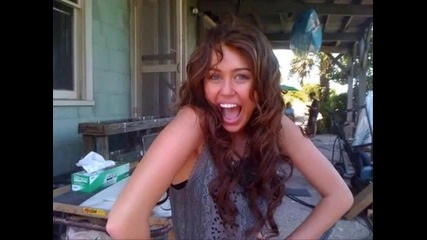 Miley Cyrus New personal and twitter pictures (summer 2009) 