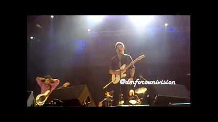 Juanes elogia a Dulce Maria en los 40 