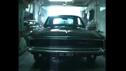 The 1968 Dodge Charger R/t V8 Sound