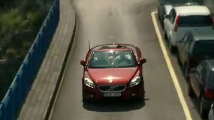2010 Volvo C70 - Driving 