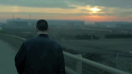 Example - 'perfect Replacement' (official Video)