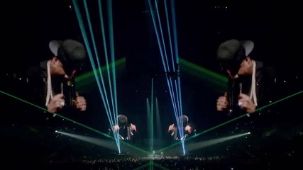 Jay-z & Kanye West - Ni**as in Paris