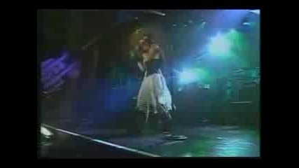 Evanescence - Going Under (live)