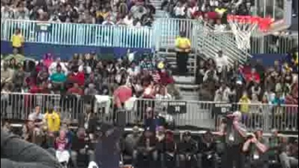 Terrible: Young Dunker Makes Himself Look Bad Trying To Drunk Over Lebron James Before The Sprite Du 