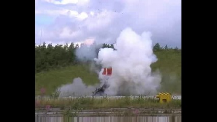 Взривяване на бус