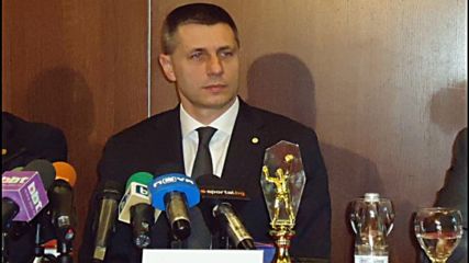 Треньорът не знае кои 14 ще вземе, но обяви: Жеков и Алексиев са страхотни!
