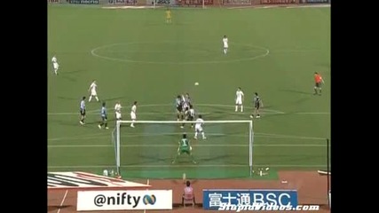 Луд коментатор!красив гол!