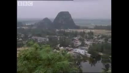 Marble Mountain - Michael Palin travel - Full Circle - Bbc 
