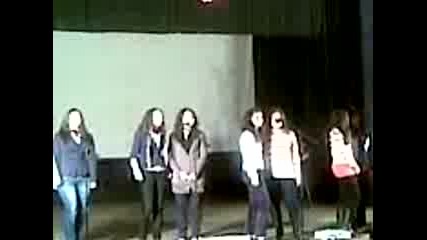 J0y 11.12.09 nashiq grad 