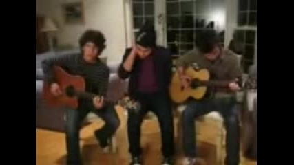 Jonas Brothers - Hello Beautifull, Acoustic version 
