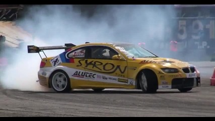Bmw M3 E92 V8 543hp - Great Drifting
