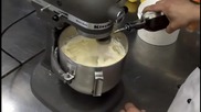 Лимонова глазура с маскарпоне How To Make Lemon Cream Cheese Frosting With Mascarpone