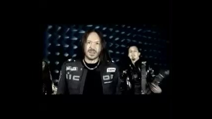 Hammerfall - Last Man Standing Syper Visoko Ka4estwo :)