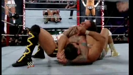 Wwe Survivor Series 2011 Cm Punk Прави Захапката на Анакондата на Del rio Става Шампион на Wwe