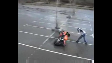 Honda cbr 1000cc Stunts