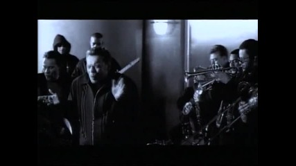 Ub 40 - Can't Help Falling In Love Hq