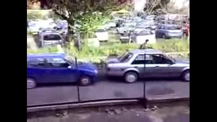 Смях с двама Пълни идиоти