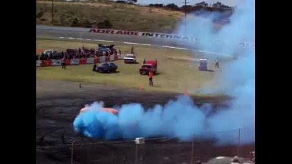 Kumho Tyres burnout