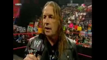 Wwe Bret Hart разговаря със Shawn Michaels на ринга [ Raw 04.01.10]