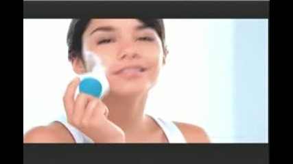 vanessa hudgens neutrogena new 