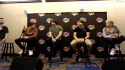 One Direction - Live Chat - Интервю за Kiss 95.7 - Foxwoods част 2/2