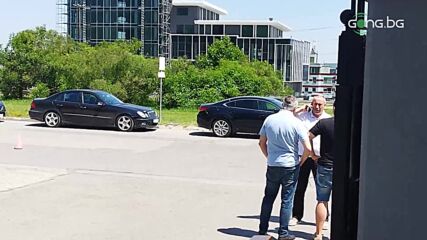 Изненадваща визита на Станимир Стоилов на базата на БФС в Бояна