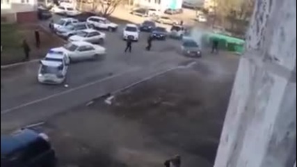 Пиян шофьор на subaru срещу руска полиция