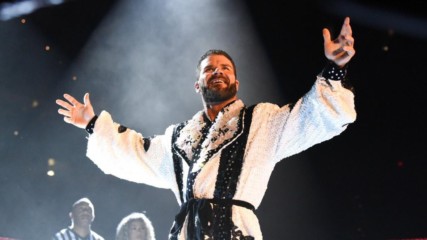 Bobby Roode to replace Team Paws' Kevin Owens on WWE MMC