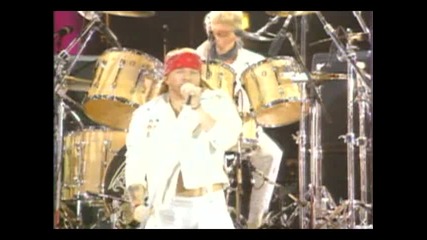 Guns N` Roses & Queen - We Will Rock You 