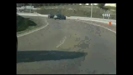 тъпа автомобилна катастрофа