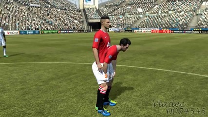 Играчи на ман. юунайтед се чукат Fifa 12