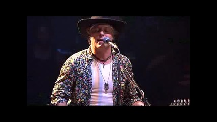 Mike end the Mechanics - One Left Standing