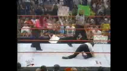 Wwe Лита Vs. Стефани Макеман