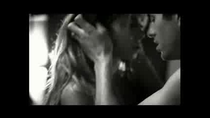 Enrique Iglesias - Somebodys Me + Превод